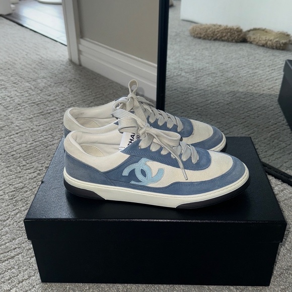 CHANEL SPORT SKATER SNEAKERS - Picture 2 of 8